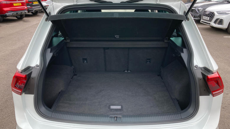 Volkswagen Tiguan 2.0 TDi 150 R-Line 5dr Diesel Estate